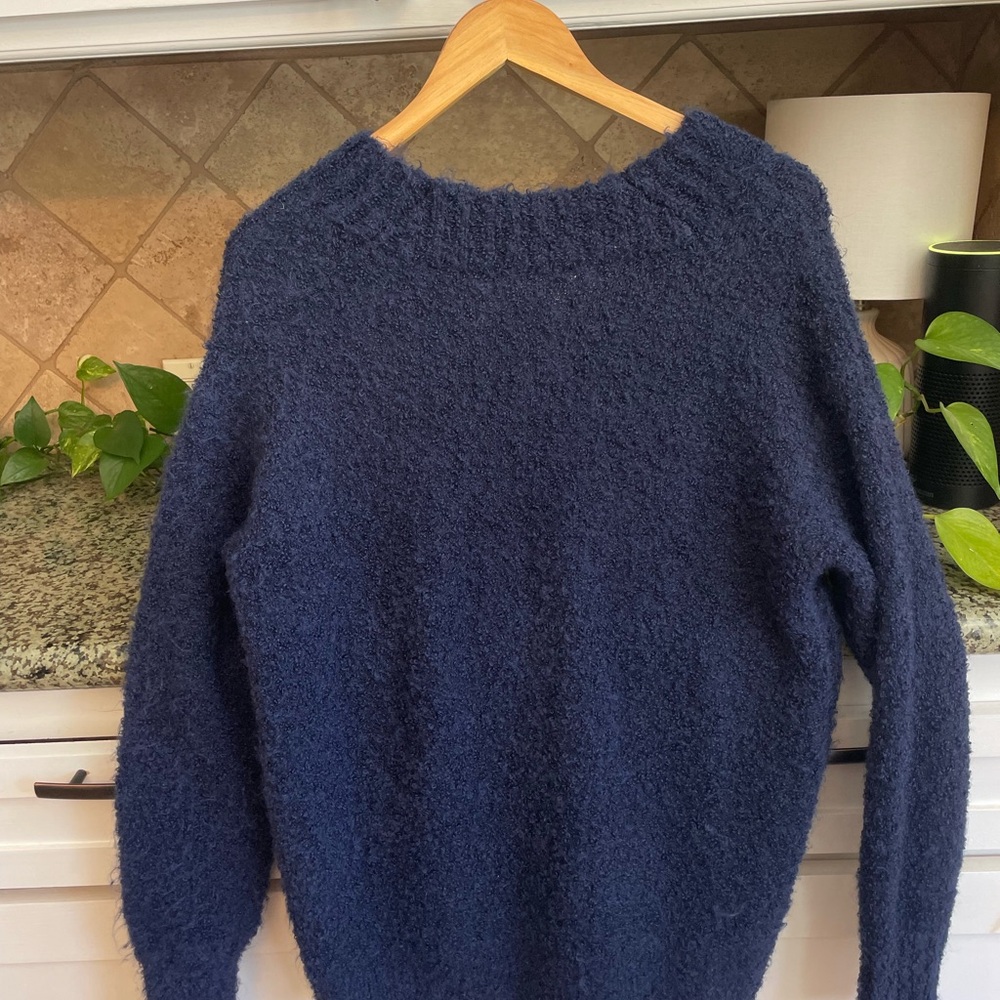 Aerie Deep Blue Oversized Soft Fuzzy V-Neck Sweater Size: XXS - Picture 2 of 3